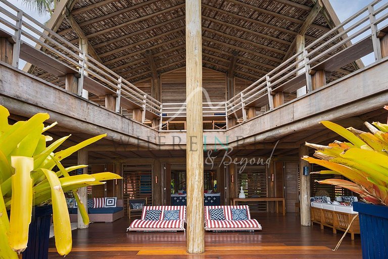 Casa de luxo beira-mar com piscina em Trancoso