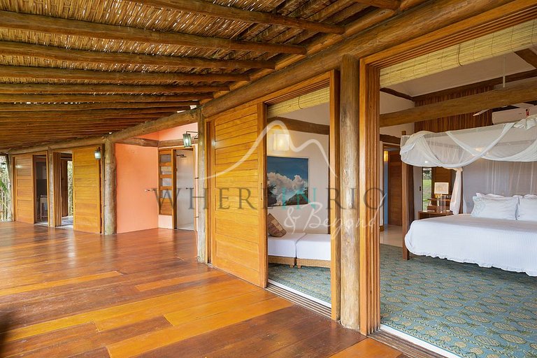 Luxury beachfront villa with pool in Trancoso
