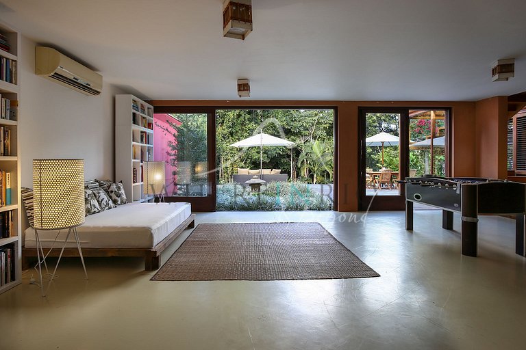 Luxury villa in gated community, Trancoso
