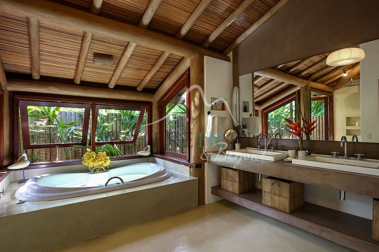 Luxury villa in gated community, Trancoso