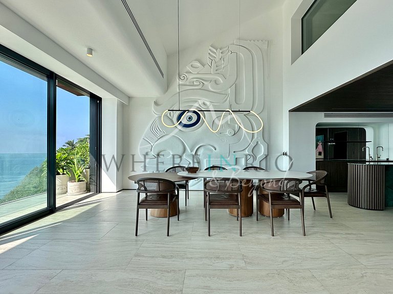 Casa de Luxo com Área de Lazer Completa no Joá