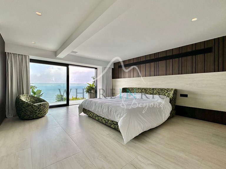 Luxury Home with Full Leisure Area in Joá.