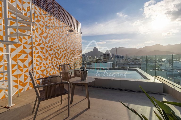 Duplex penthouse with a view of the Dois Irmãos