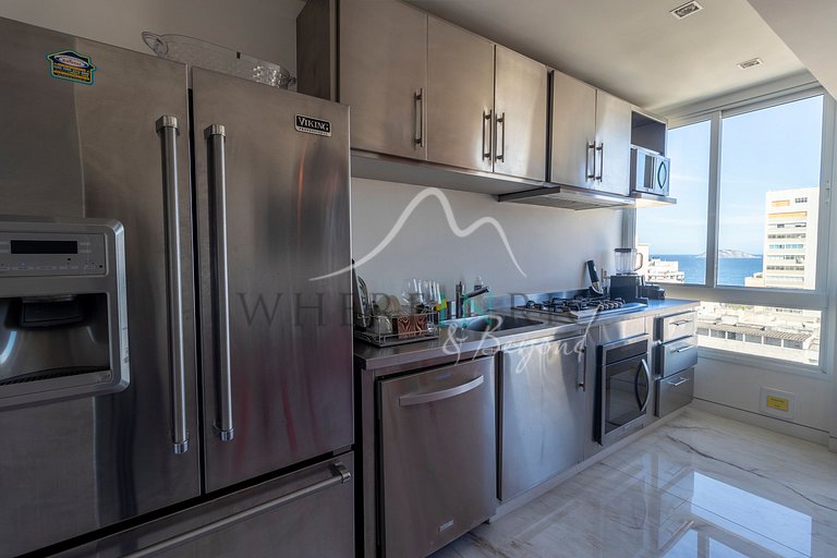 Duplex penthouse with a view of the Dois Irmãos