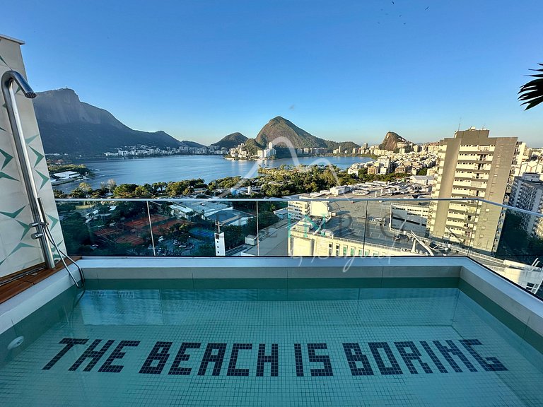 Penthouse Duplex avec Piscine à Leblon