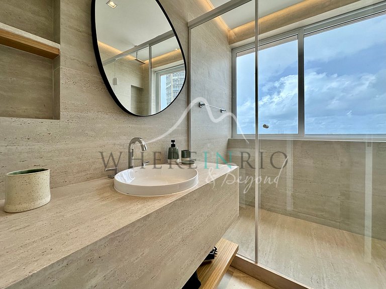 Penthouse duplex avec piscine au Leblon