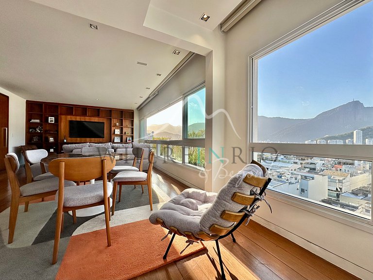 Duplex penthouse with a view of the Dois Irmãos