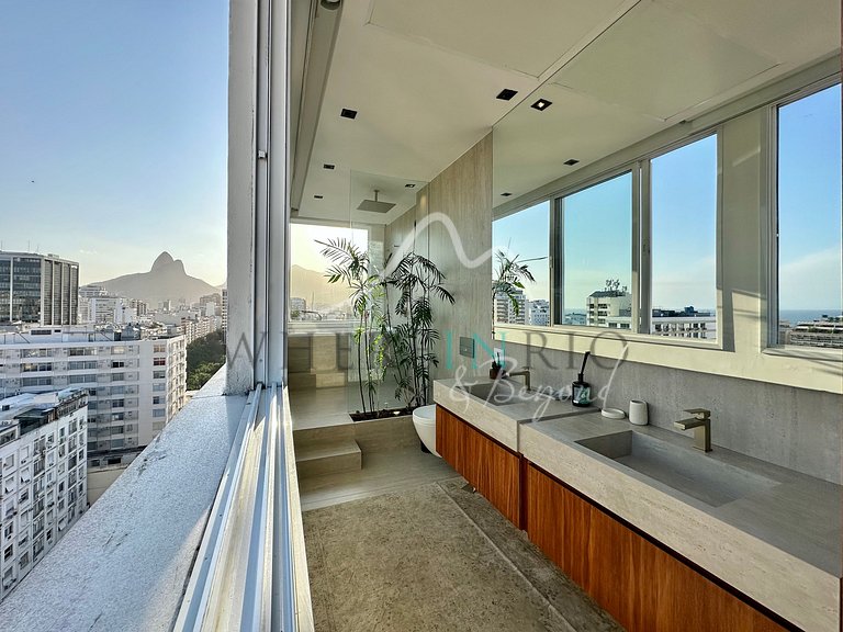 Duplex penthouse with a view of the Dois Irmãos
