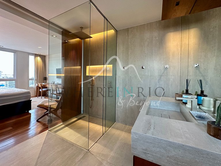 Duplex penthouse with a view of the Dois Irmãos