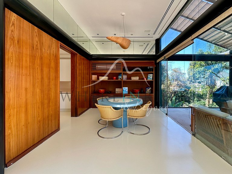 Espetacular casa com 4 quartos e piscina para alugar na Joat