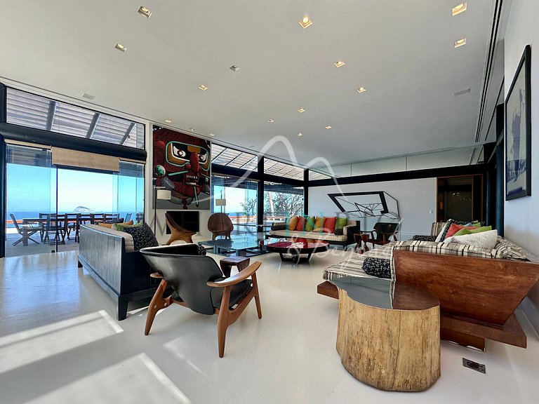 Espetacular casa com 4 quartos e piscina para alugar na Joat