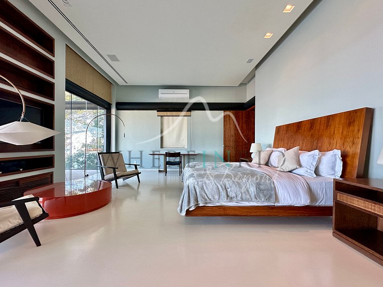 Spectacular 4 bedroom house with pool for rent in Joatinga
