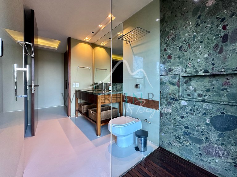 Espetacular casa com 4 quartos e piscina para alugar na Joat
