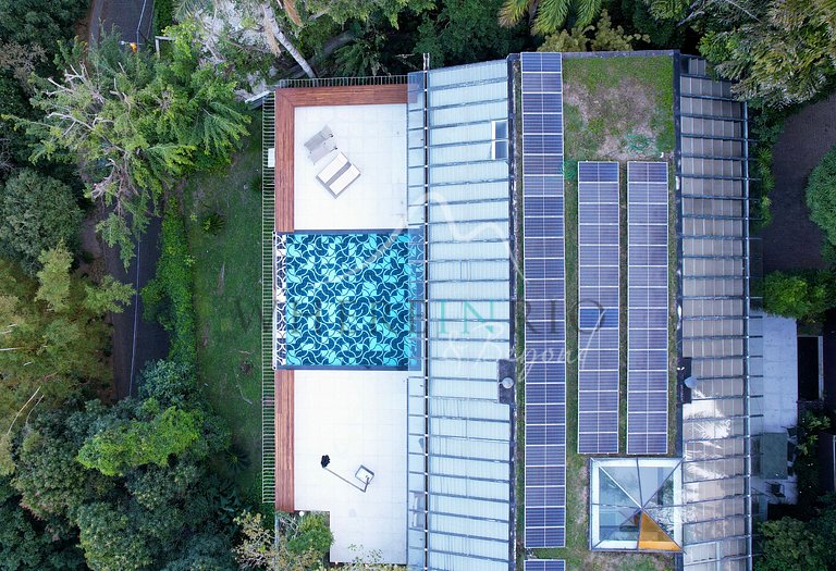 Espetacular casa com 4 quartos e piscina para alugar na Joat