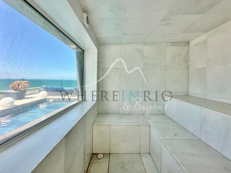 Cobertura com vista mar de 5 quartos em Copacabana