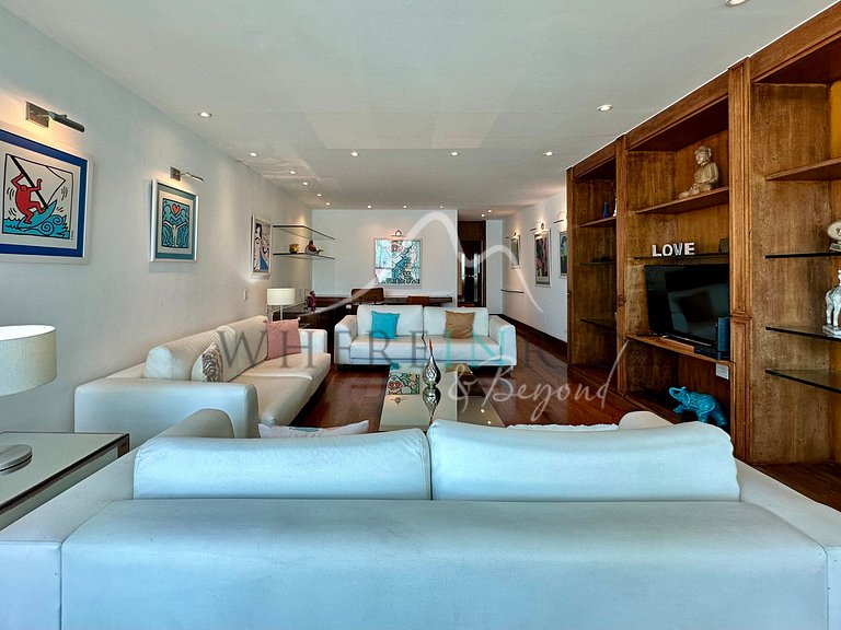 5-bedroom ocean-view penthouse in Copacabana