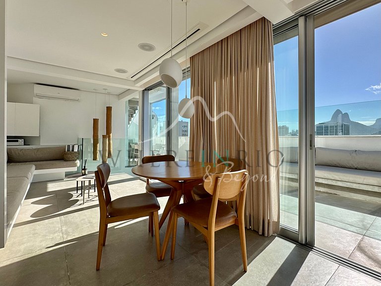 Penthouse triplex avec piscine à Ipanema