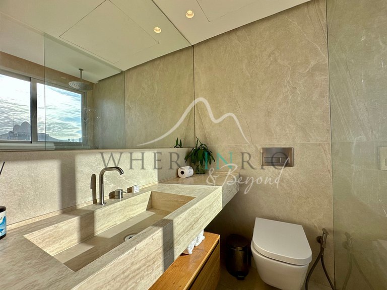 Cobertura Triplex com Piscina em Ipanema