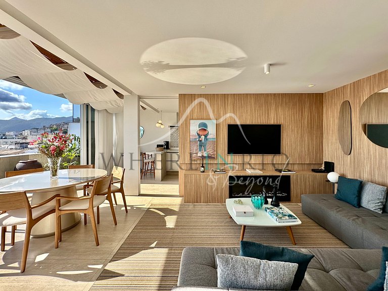 Luxury penthouse for vacation rental in Arpoador