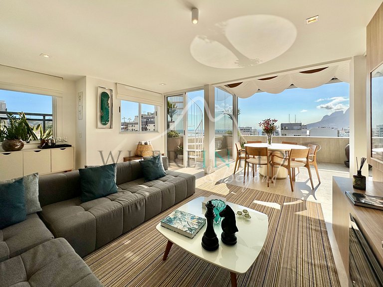 Luxury penthouse for vacation rental in Arpoador