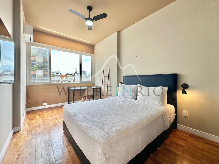 Apartamento reformado com vista aberta em Copacabana