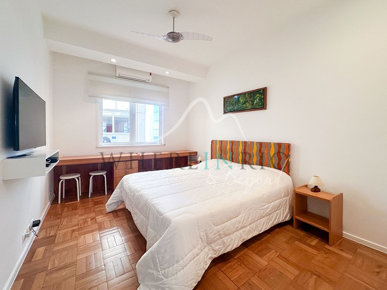 Beachfront apartment in Copacabana
