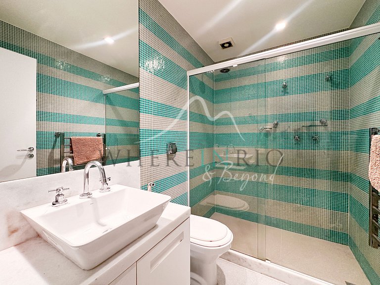 Beachfront apartment in Copacabana