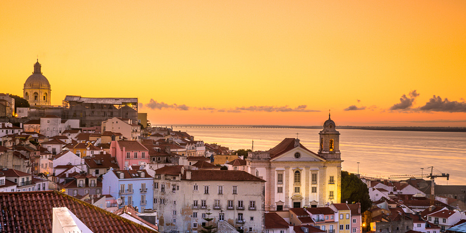 Where to watch the sunrise in Lisbon: The best spots