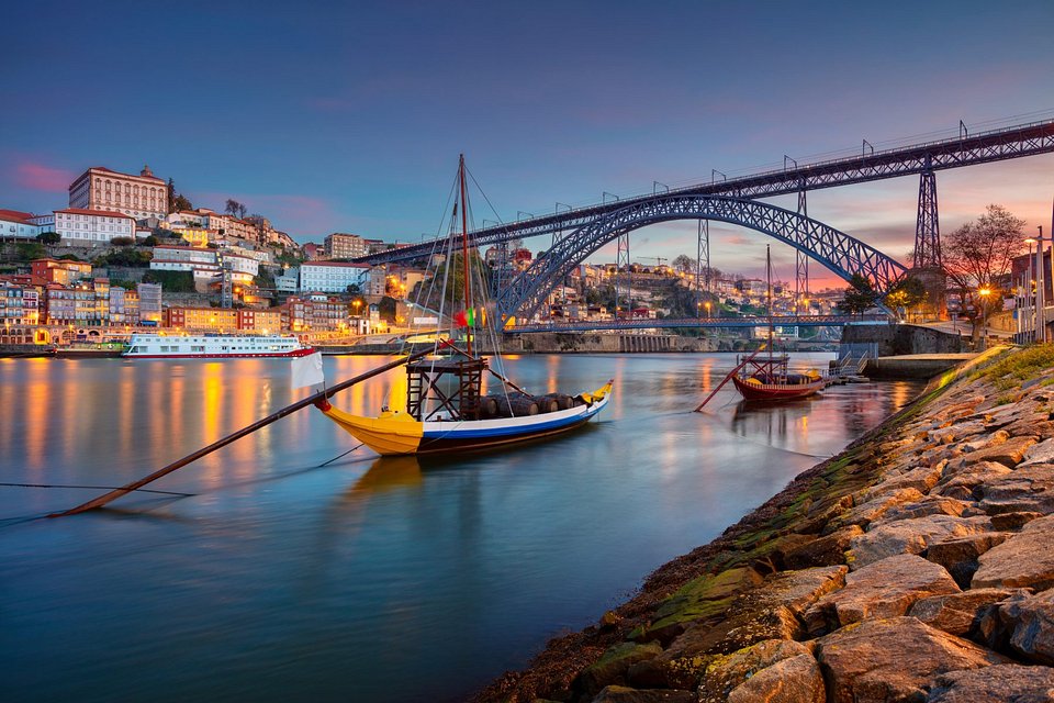 Where to Watch the Sunrise in Porto: The Best Spots